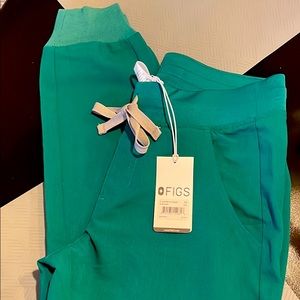 Figs Zamora Joggers Dark Green Size XS NWT!